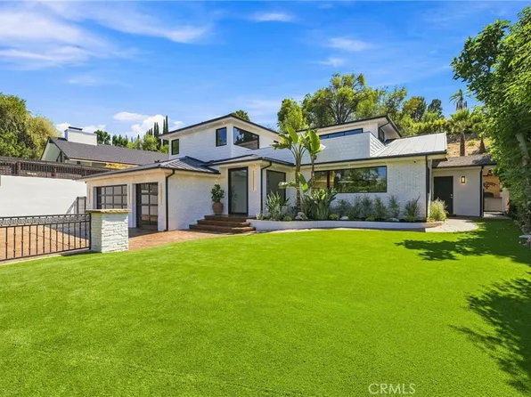 4949 Bilmoor Ave, Tarzana, CA 91356