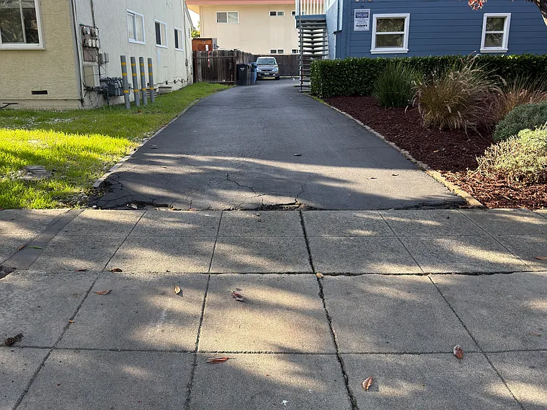 675 Johanna Ave #3 — Photo 19