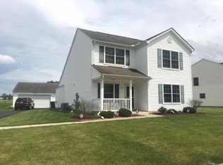 2217 Forest Ridge Dr, Hebron, OH 43025