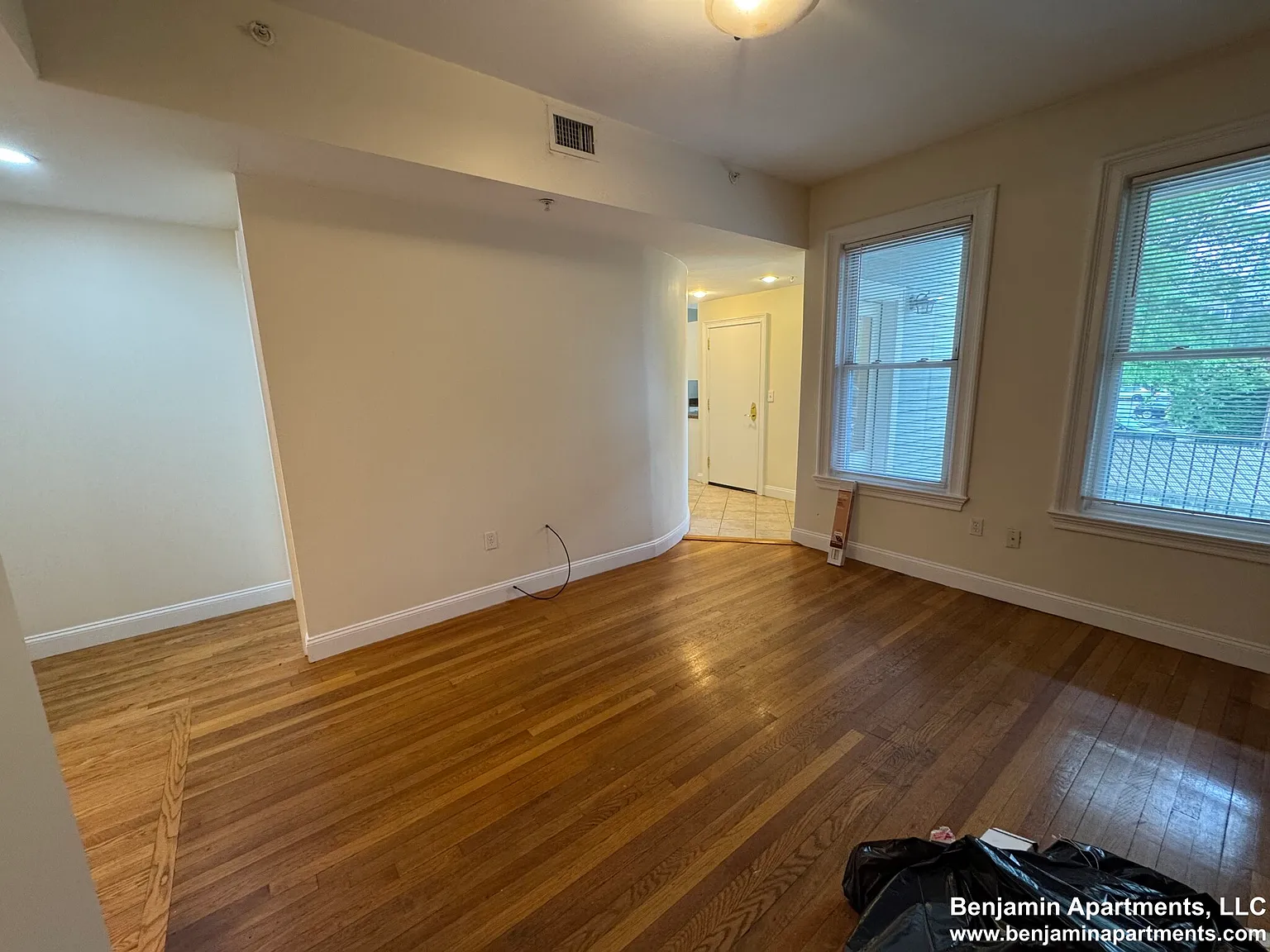 2 bed, $3,300 — Photo 2