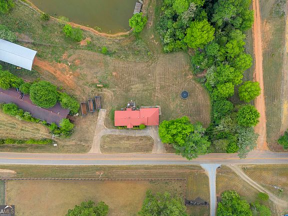 3rd image of 740 Cromers Bridge Rd