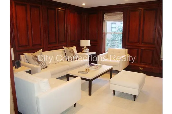 Rented by City Connections Realty | media 8