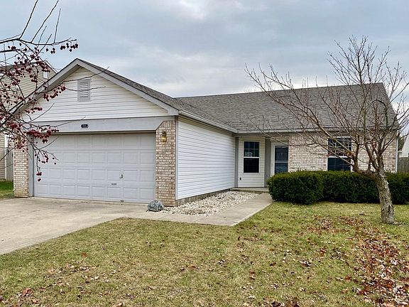 2nd image of 704 Breakers Ln