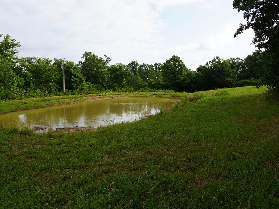 2nd image of 21000 Pierson Rd