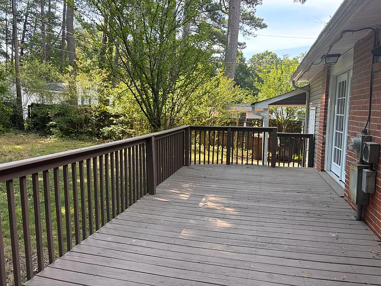 1600 Piper Pl — Photo 12