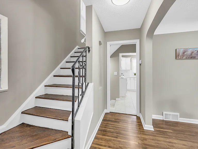 17214 Kentucky St — Photo 23