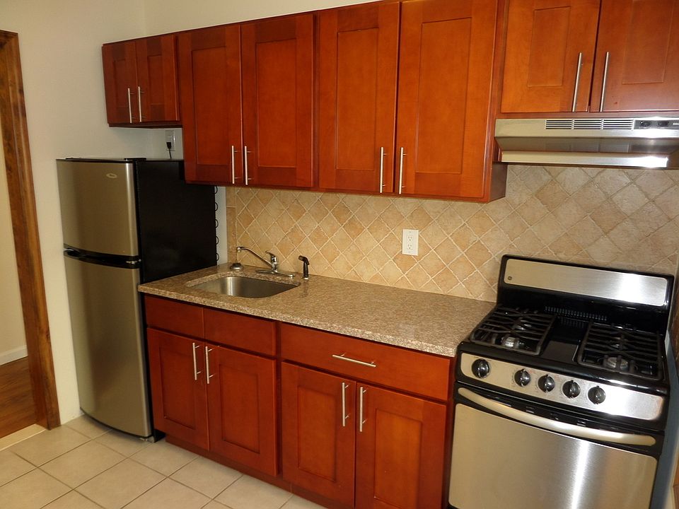 1st image of 3909 47th Ave APT D1