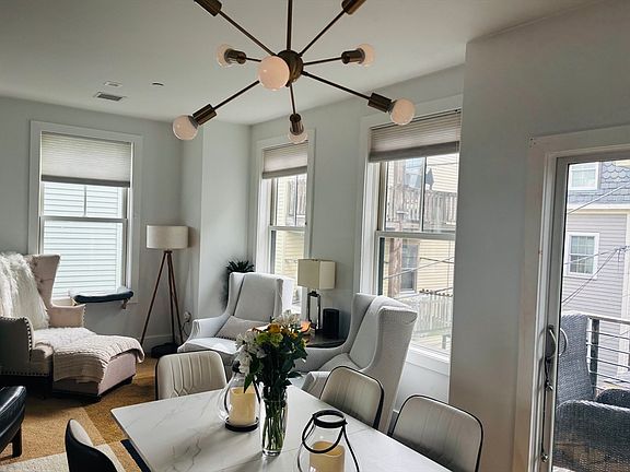 4th image of 10 Spring Garden St #3