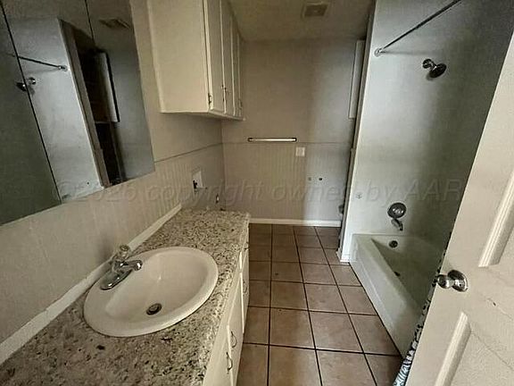 5th image of 4123 S Washington St