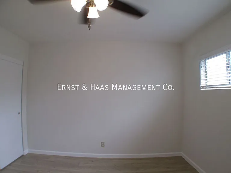2735 E Broadway #3 — Photo 13