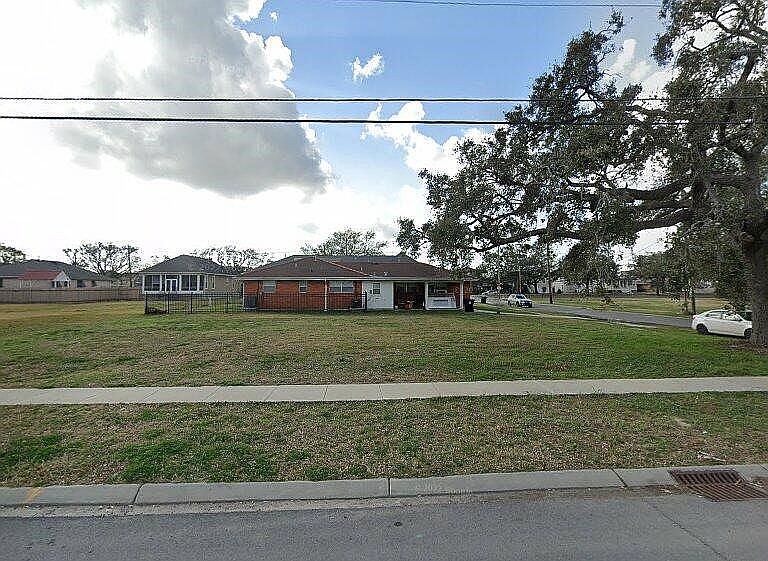 1st image of 6670 Avenue B
