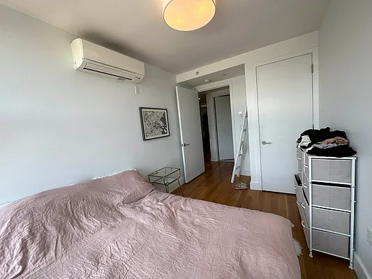 Rented by AYM NYC LLC | media 10