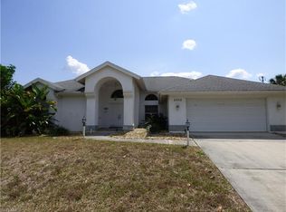 2502 E 7th St, Lehigh Acres, FL 33936