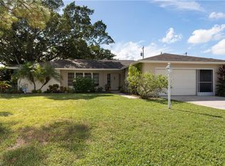 242 SE 44th St, Cape Coral, FL 33904