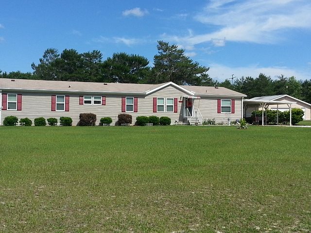 1st image of 4685 NE 40th Ave
