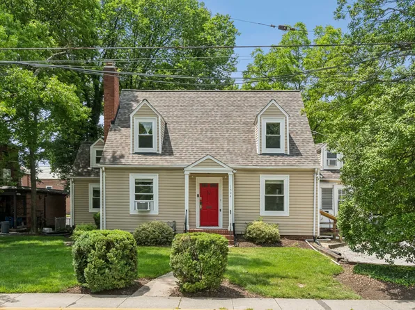 7504 Hopkins Ave, College Park, MD 20740