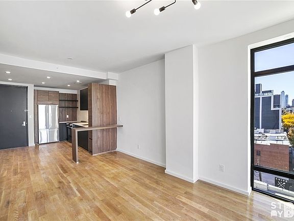 4th image of 610 Myrtle Ave APT 4C