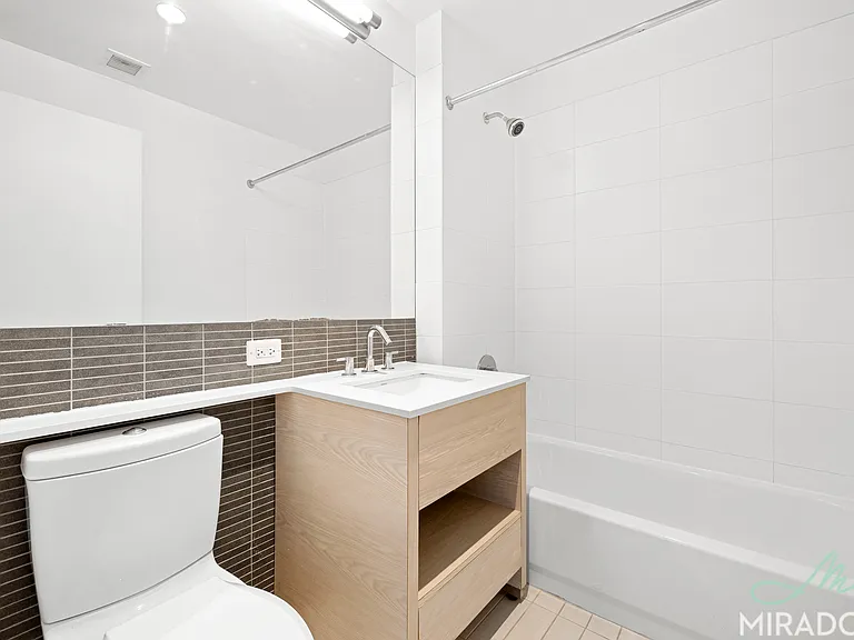 80 Dekalb Ave #29C — Photo 12