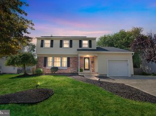3 Yorktown Dr, Marlton, NJ 08053