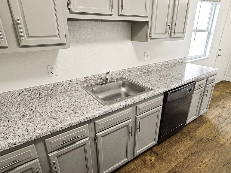 Metro Apartments At Bethalto — Photo 61