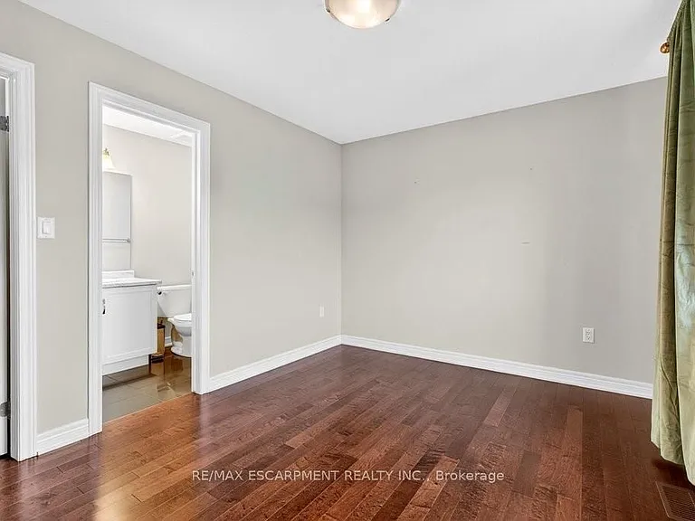 377 Glancaster Rd #16 — Photo 28