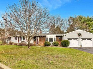 30 Kaunas Cir, Manchester, NH 03102