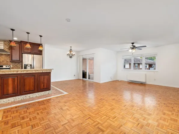 1111 River Road image 10 of 32