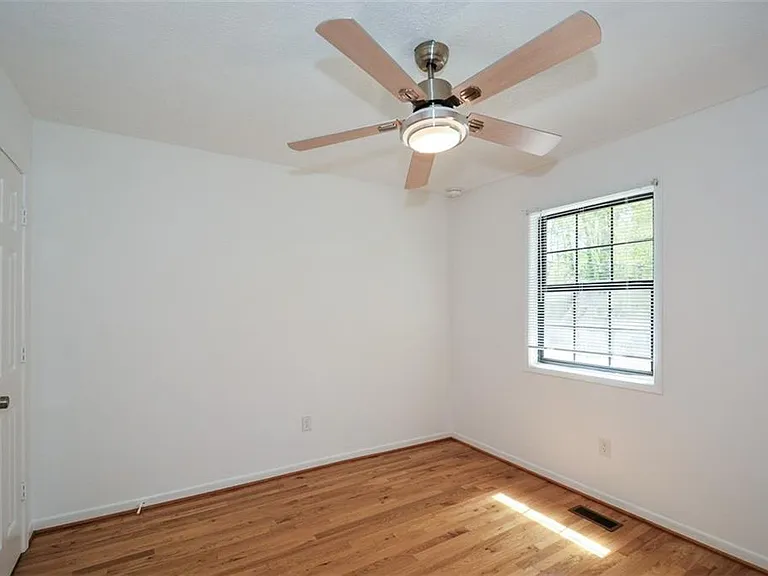 160 Timber Creek Ln SW — Photo 36