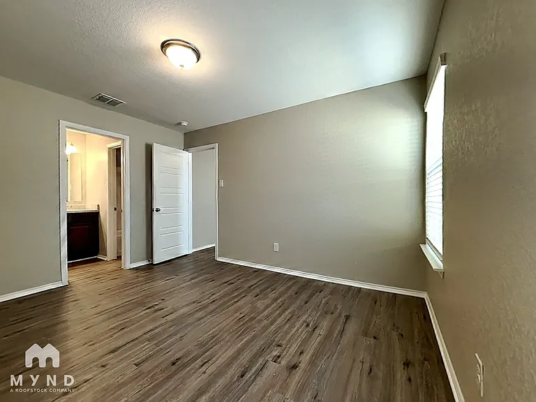 3910 Colemans Run — Photo 13