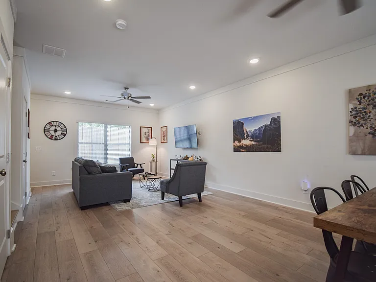 1219 Tigers Tail Trl — Photo 6