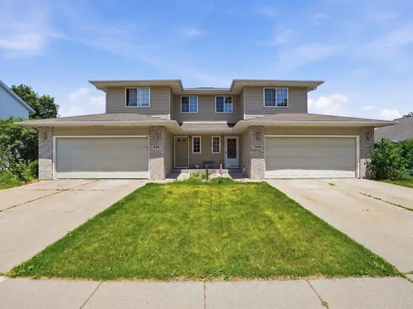908-910 Greig Trl, Stoughton, WI 53589