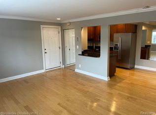 2311 Walton Blvd UNIT 28, Rochester Hills, MI 48309