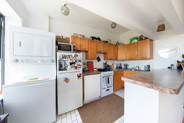 Rented by Corcoran | media 4