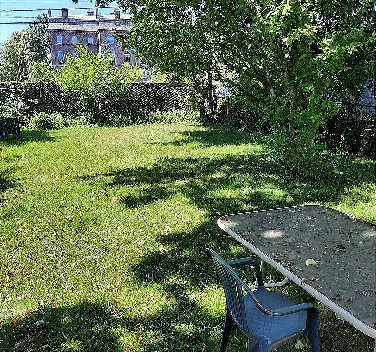 2nd image of 23 Birch Cres #23