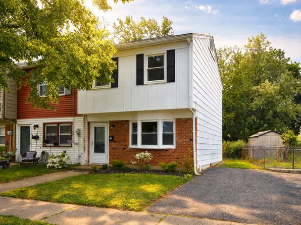 216 E Pearl St, Burlington, NJ 08016