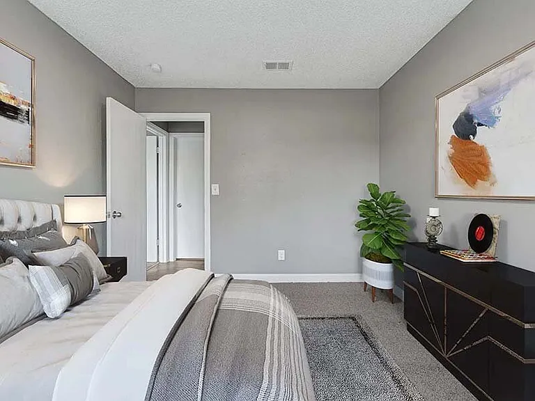 The Harrison Apartments — Photo 15