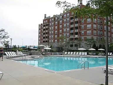 3rd image of 50 Oceana Dr W APT 3G