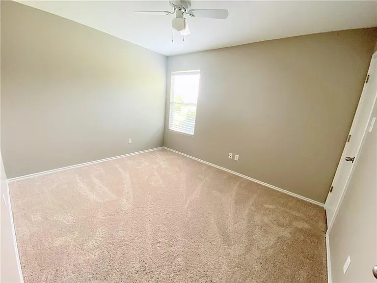 12817 Chime Dr — Photo 6