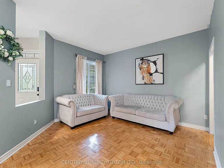 35 Weldon St — Photo 5