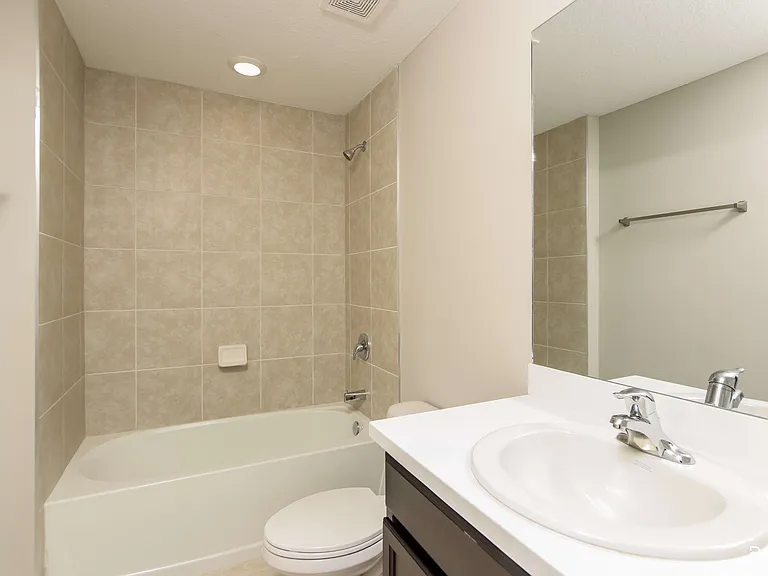 543 Reading St SE — Photo 8