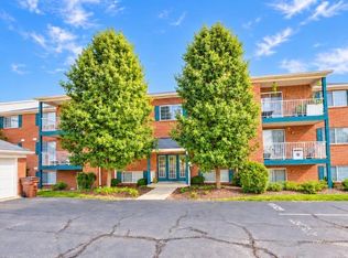 9610 Crosley Farm Dr APT 10, Colerain Township, OH 45251