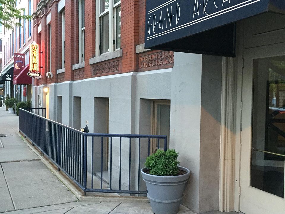 1st image of 408 W Saint Clair Ave APT 411