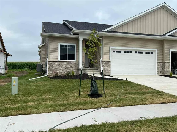 1230 Berkshire Ln, Northliberty, IA 52317