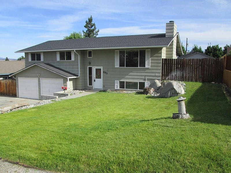 1st image of 693 Degage St
