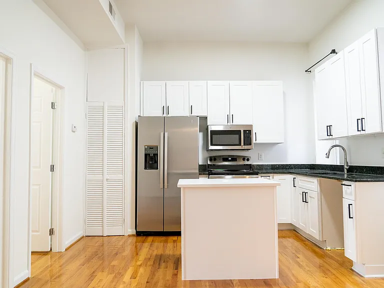 1314 14th St NW #201 — Photo 8