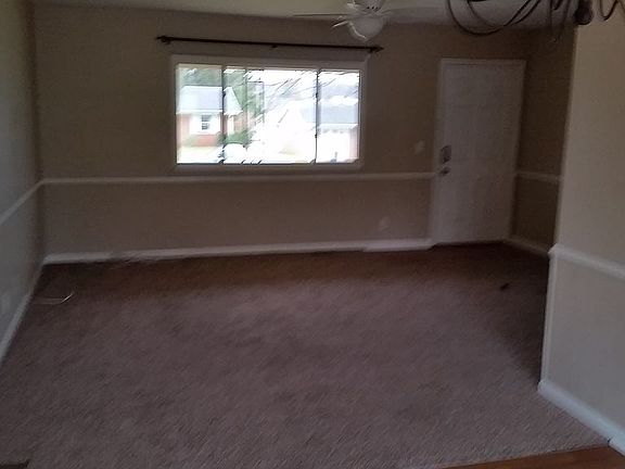 4th image of 15 Eastmoor Dr