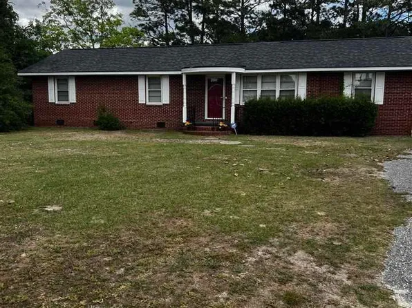 1015 E Lake Dr, Hartsville, SC 29550