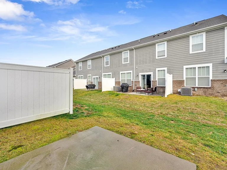 4228 Gandalf Ln — Photo 19