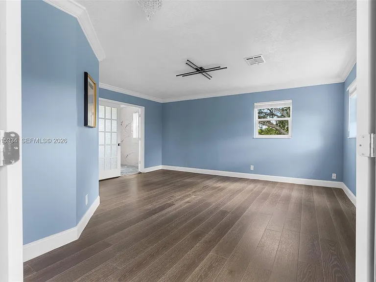 7601 NW 82nd Ter — Photo 57