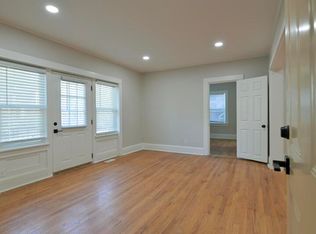 1141 S 30th Ave APT 8, Omaha, NE 68105